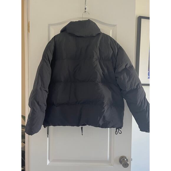 Everlane Puffer Bomber - Picture 5 of 10